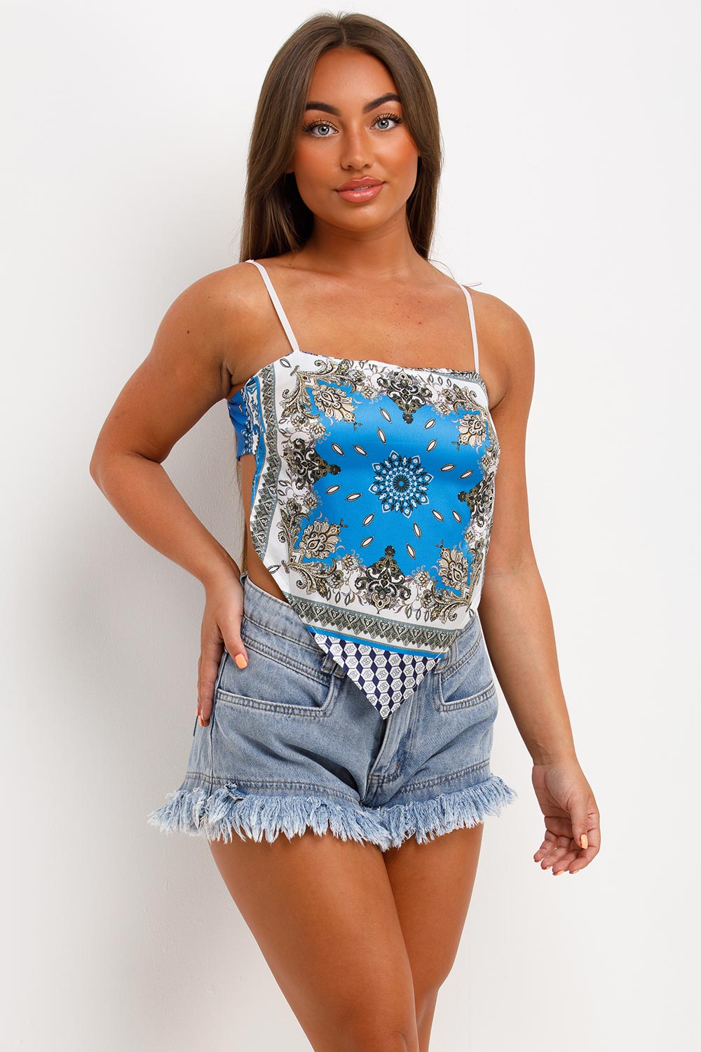 bandana scarf top festival summer holiday outfit