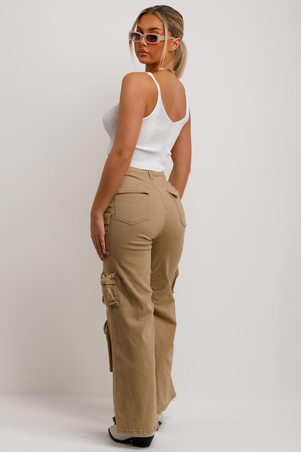 womens wide leg cargo jeans with pockets