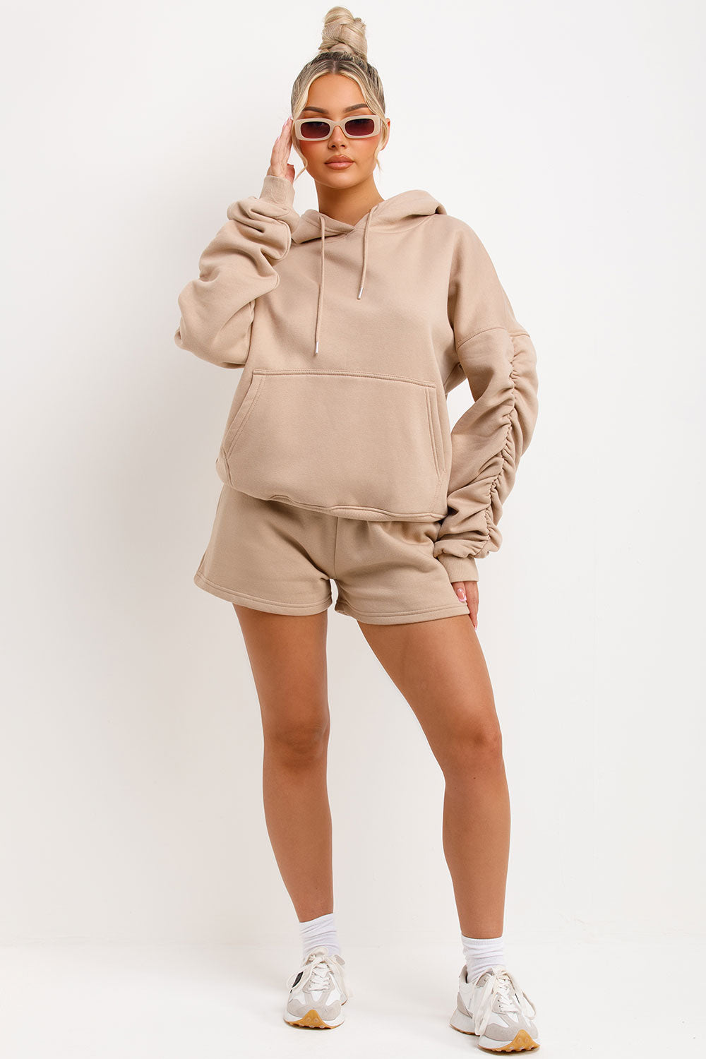 womens short tracksuit holiday airport outfit uk