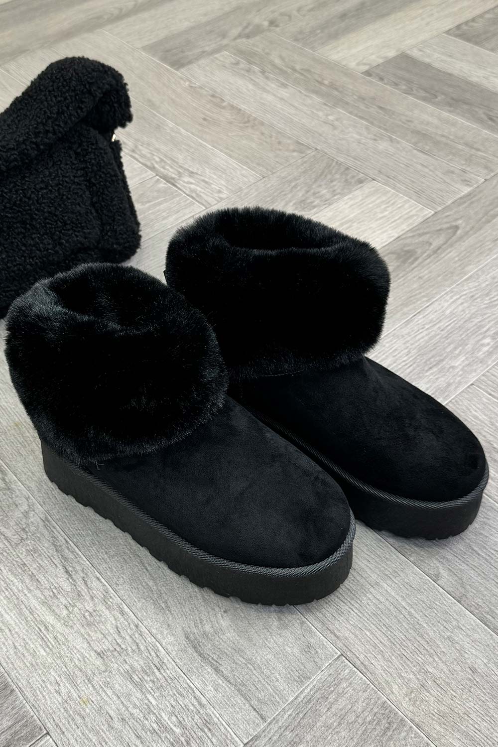 womens ugg platform boots white fur trim and lining