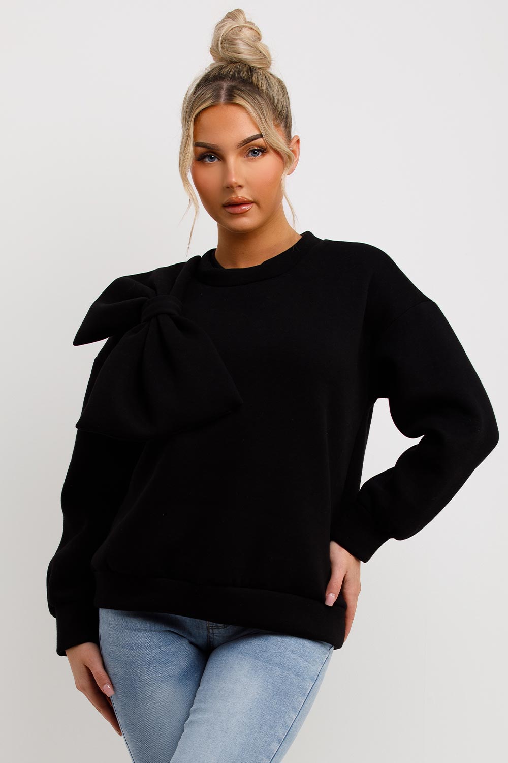 bow sweatshirt black