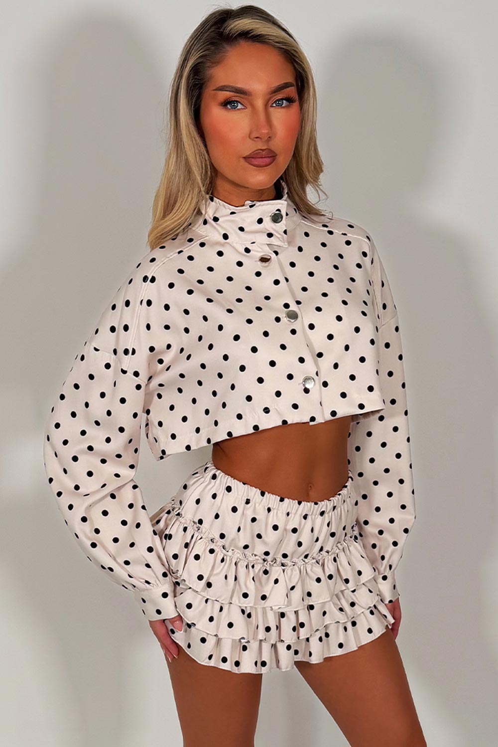 polka dot skort and ruffle frilly skort two piece outfit set going out summer holiday outfit styledup fashion