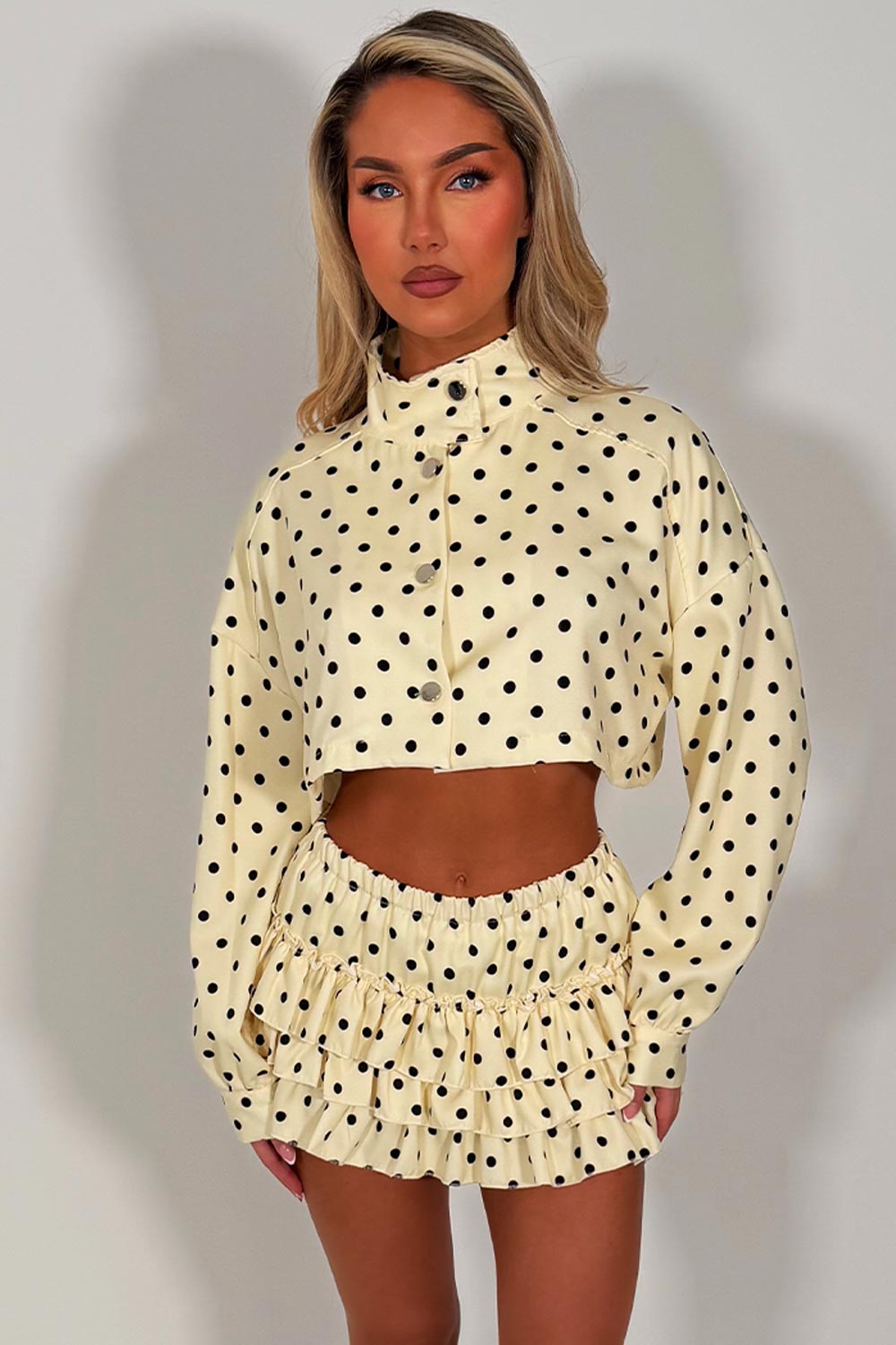 polka dot skort and ruffle frilly skort two piece outfit set going out summer holiday outfit styledup fashion