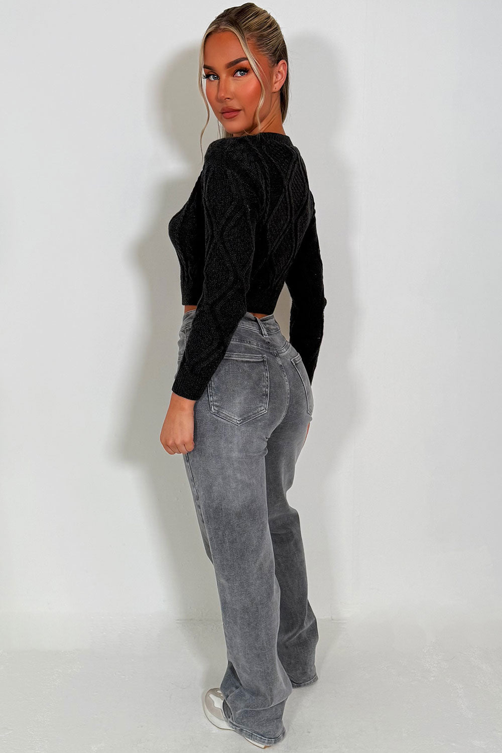 long sleeve crop jumper cable knit high-waisted friendly cable knitwear