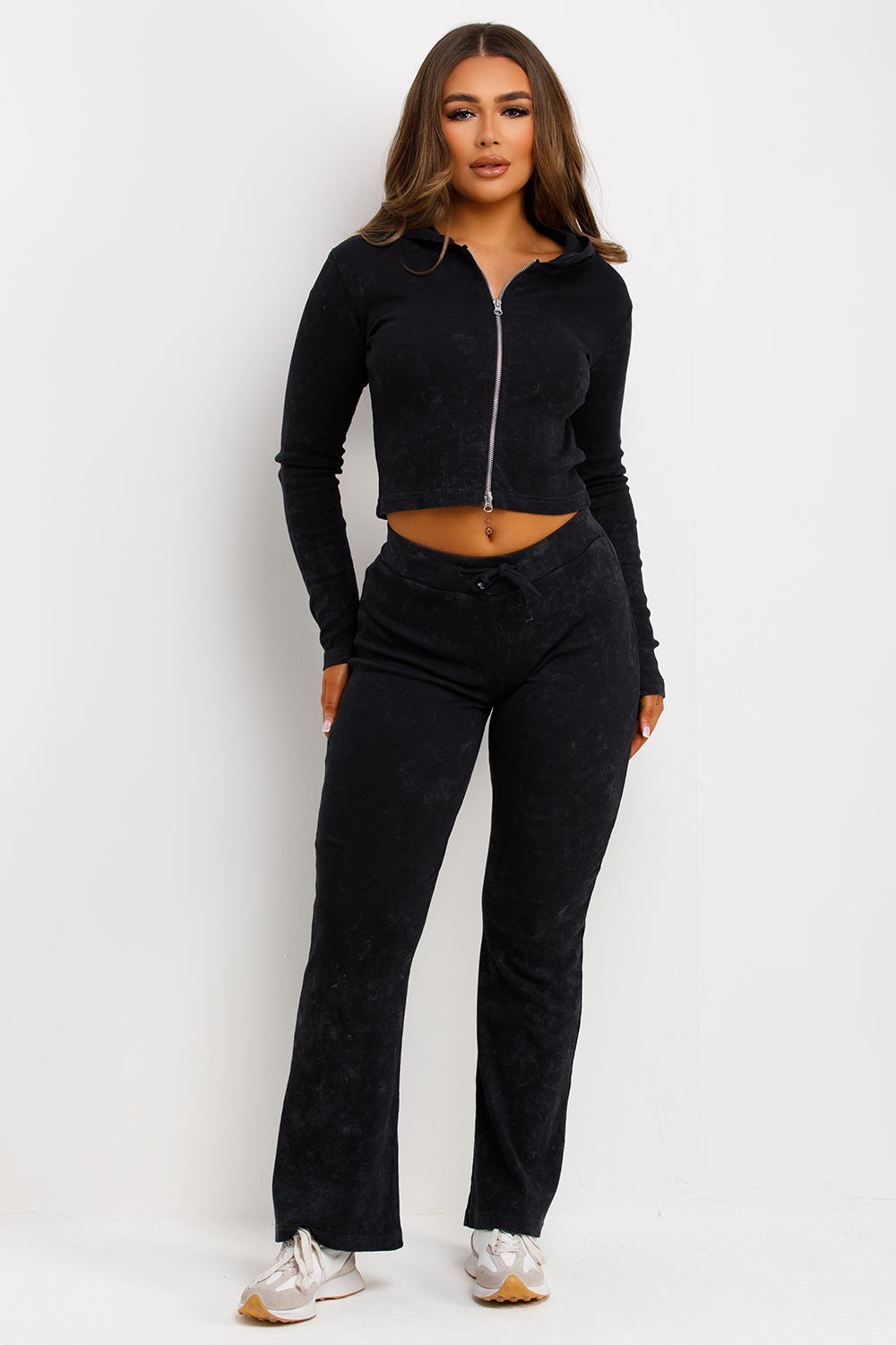 double zip ribbed crop hoodie and joggers loungewear set airport outfit