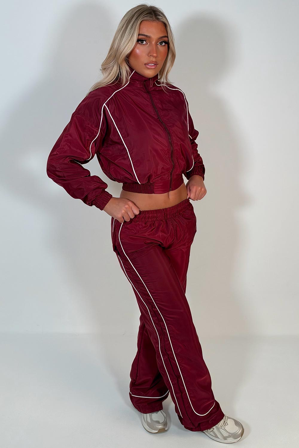 crop jacket and wide leg trousers holiday outfit for womens styledup