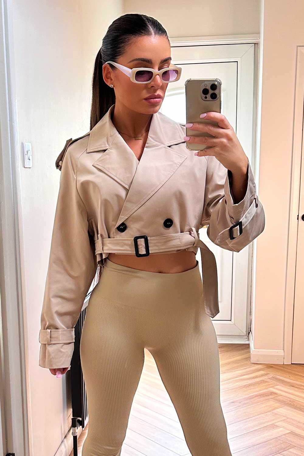 crop trench coat with belt beige