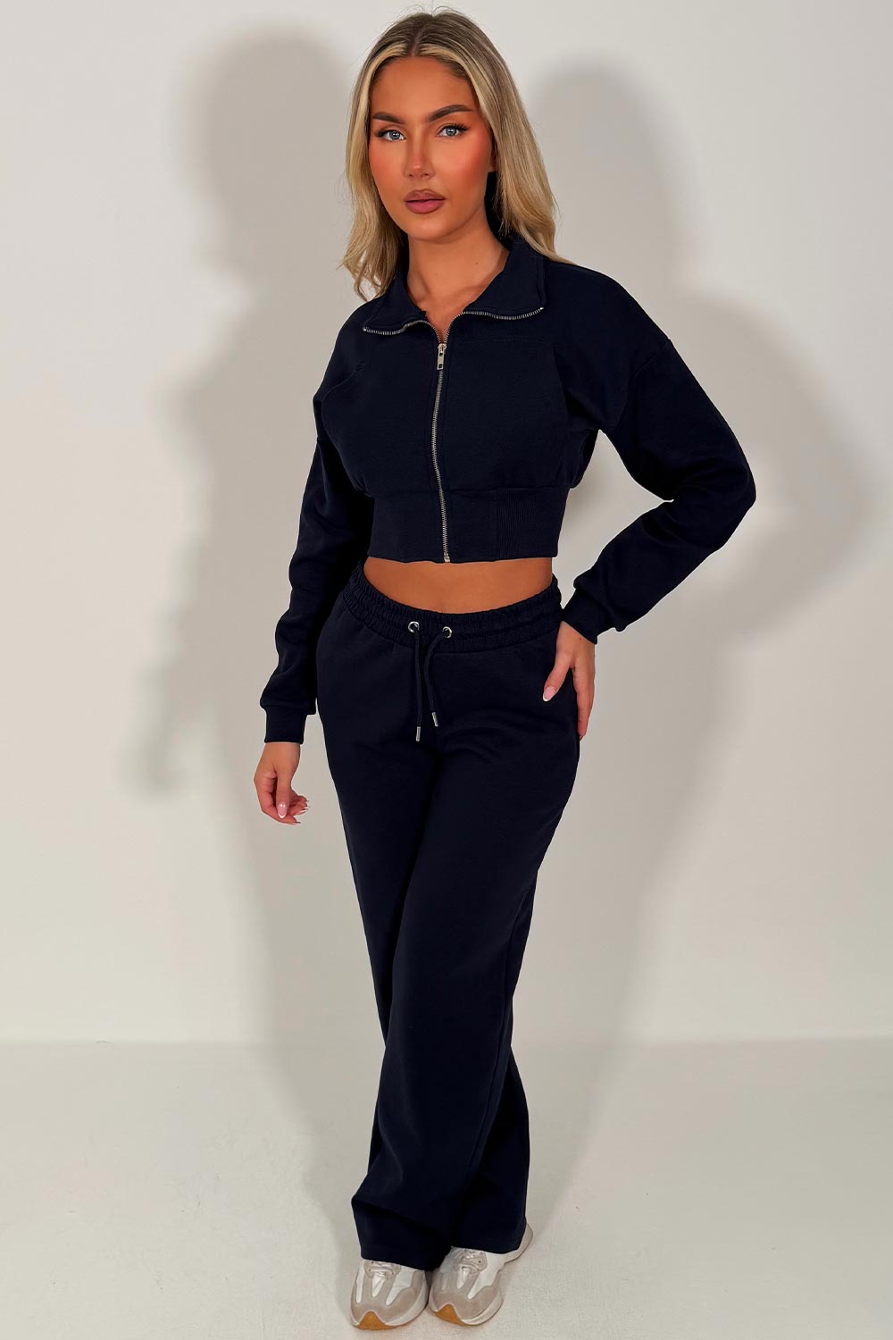 womens wide leg joggers and crop zip up sweatshirt tracksuit co ord holiday summer airport outfit uk styledup loungewear