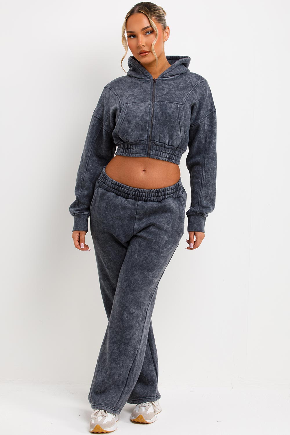 zip up crop jacket and wide leg joggers acid wash grey tracksuit airport outfit for womens styledup
