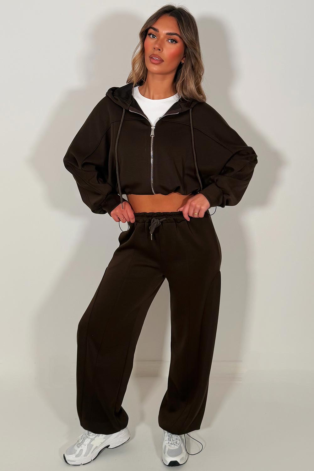 brown oversized zip up crop hoodie and joggers tracksuit co ord for womens casual outfit airport outfit styledup