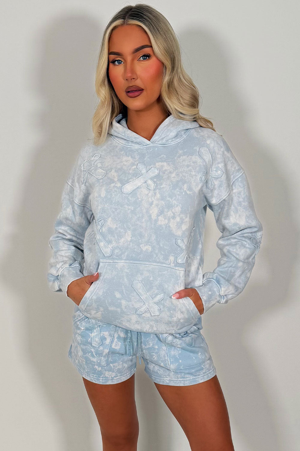 womens summer tracksuit shorts and hoodie airport outfit styledup uk