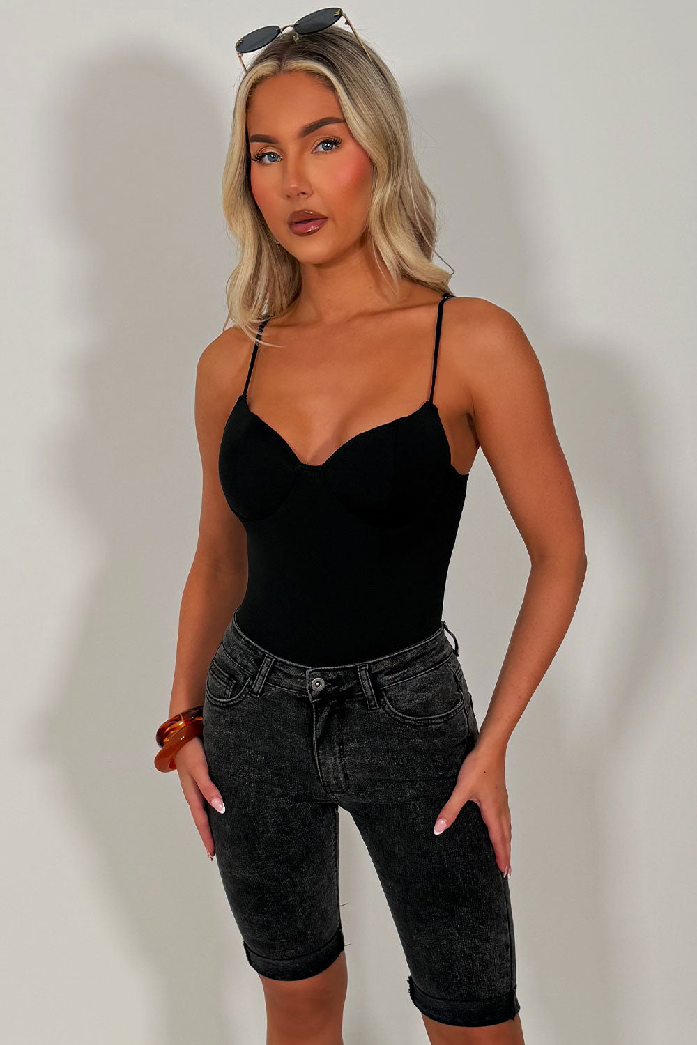 womens trendy capri jeans styledup uk