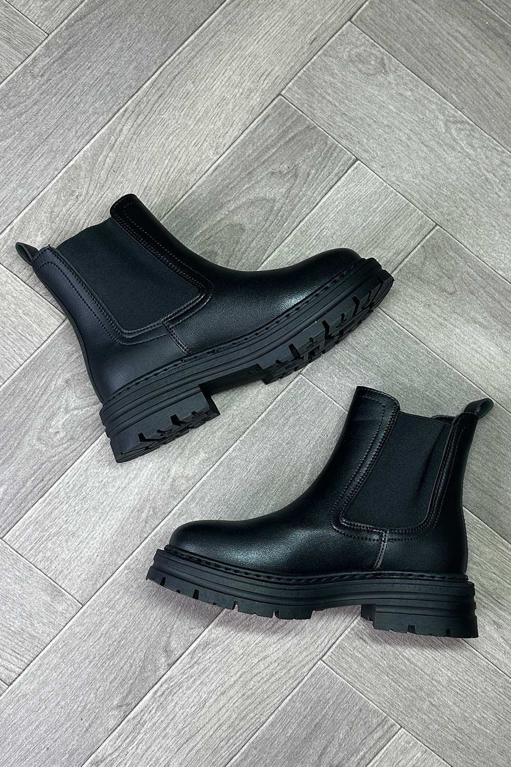 chelsea ankle boots womens sale