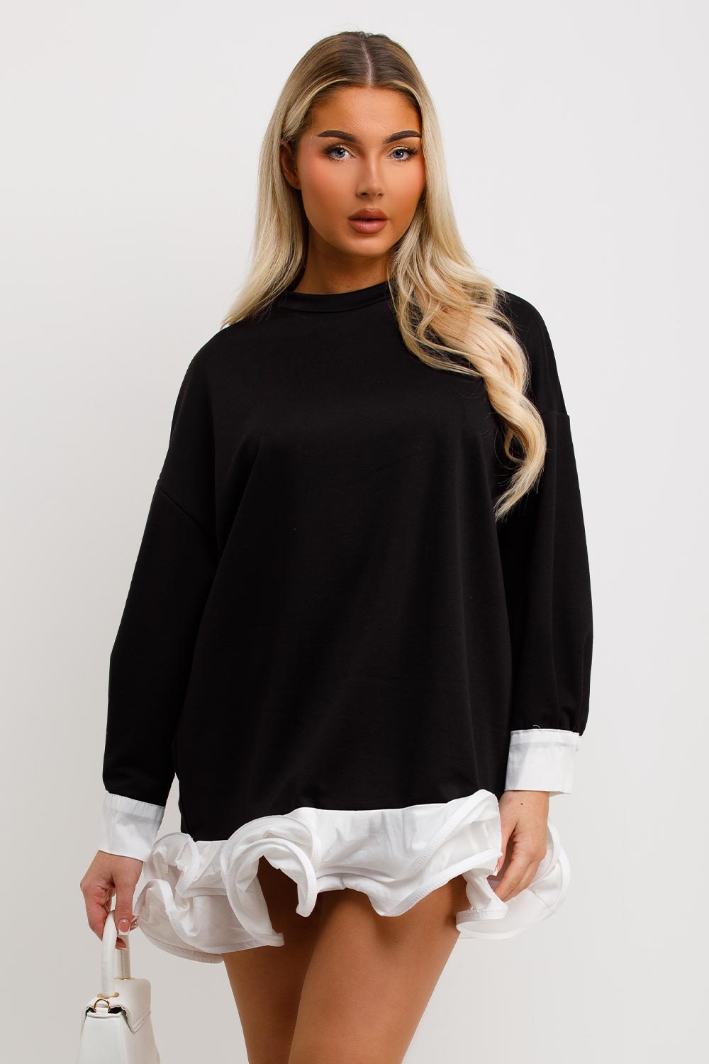 womens oversized sweatshirt with frill hem long sleeves going out outfit