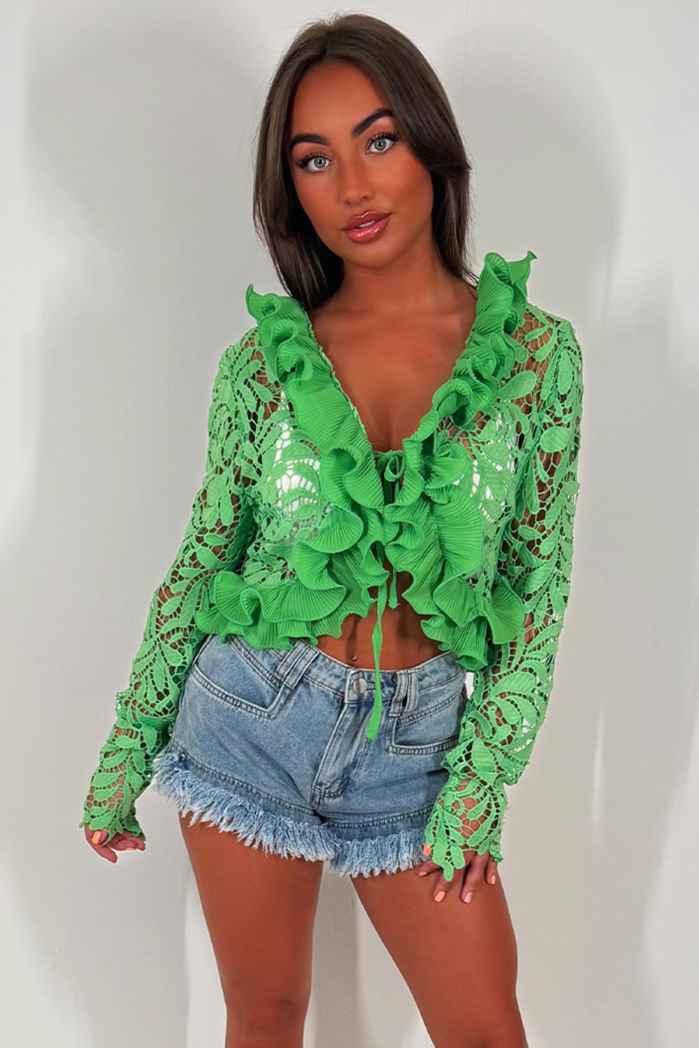 frill ruffle hem cardigan top summer holiday outfit