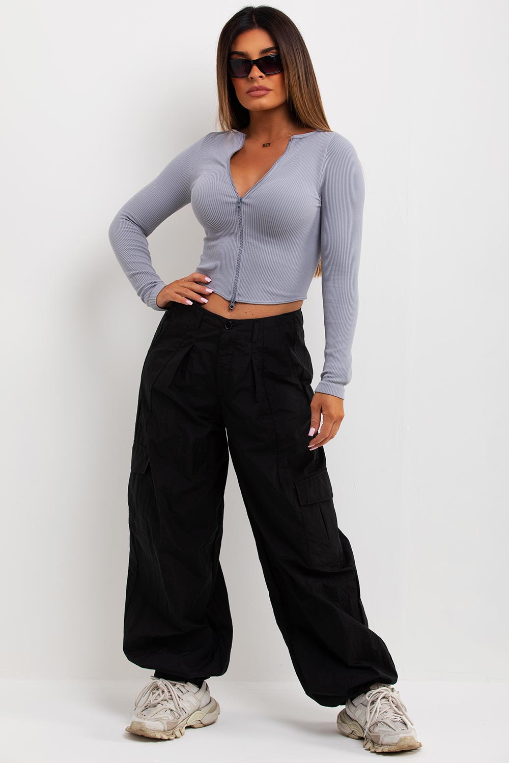 long sleeve ribbed double zip top with dip hem