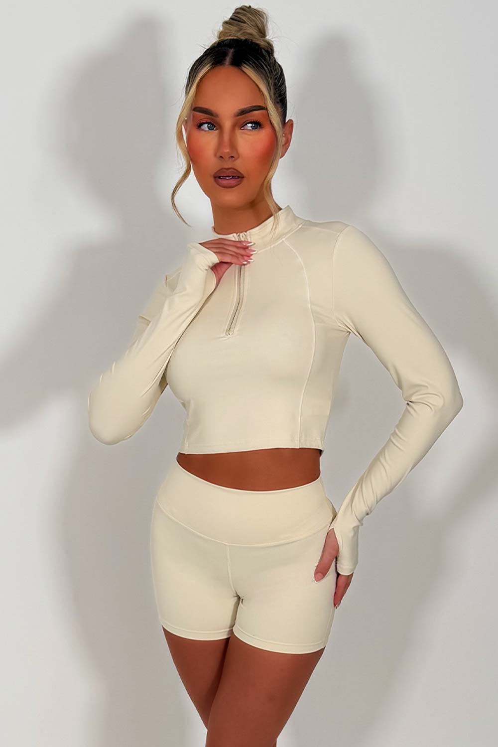 womens 1/2 zip sports top and scrunch bum gym shorts two piece co ord set alo yoga styledup uk