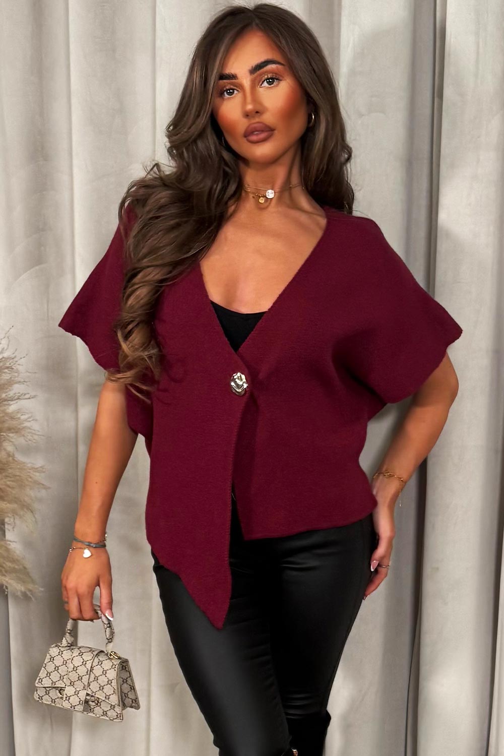 gold button cardigan cape christmas market outfit styledup