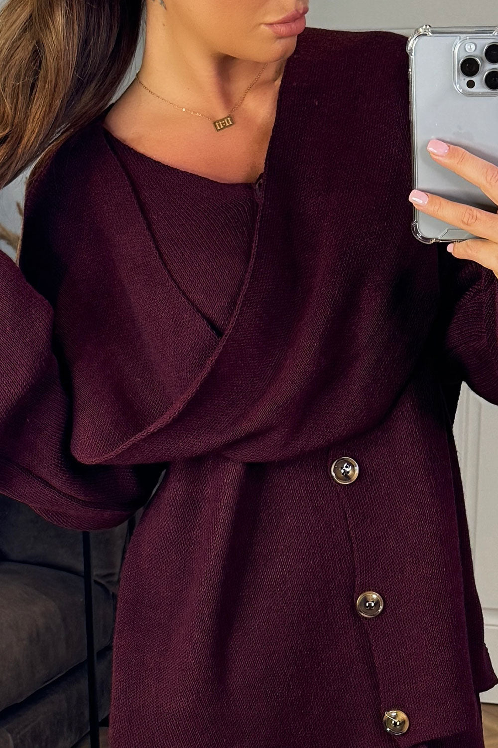 knitted co ord set with scarf burgundy styledup