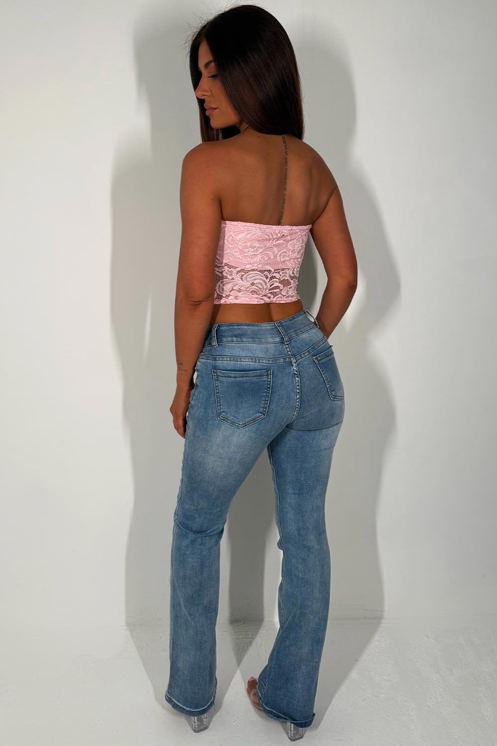 bandeau top in lace festival summer holiday outfit