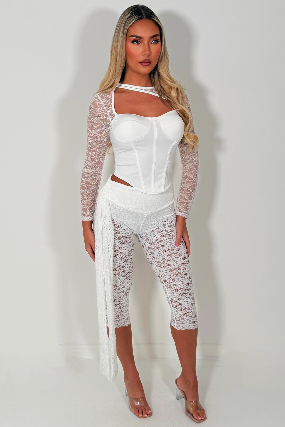 white lace capri trouser going out occasion night out outfit y2k styledup fashion uk