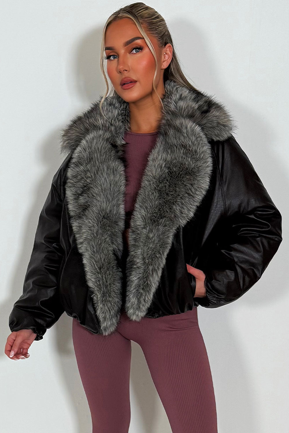 womens overszied bomber jacket with fur collar and trim zara uk