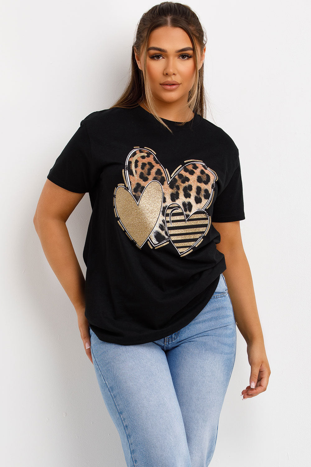womens white t shirt with leopard print heart graphic oversized top for womens