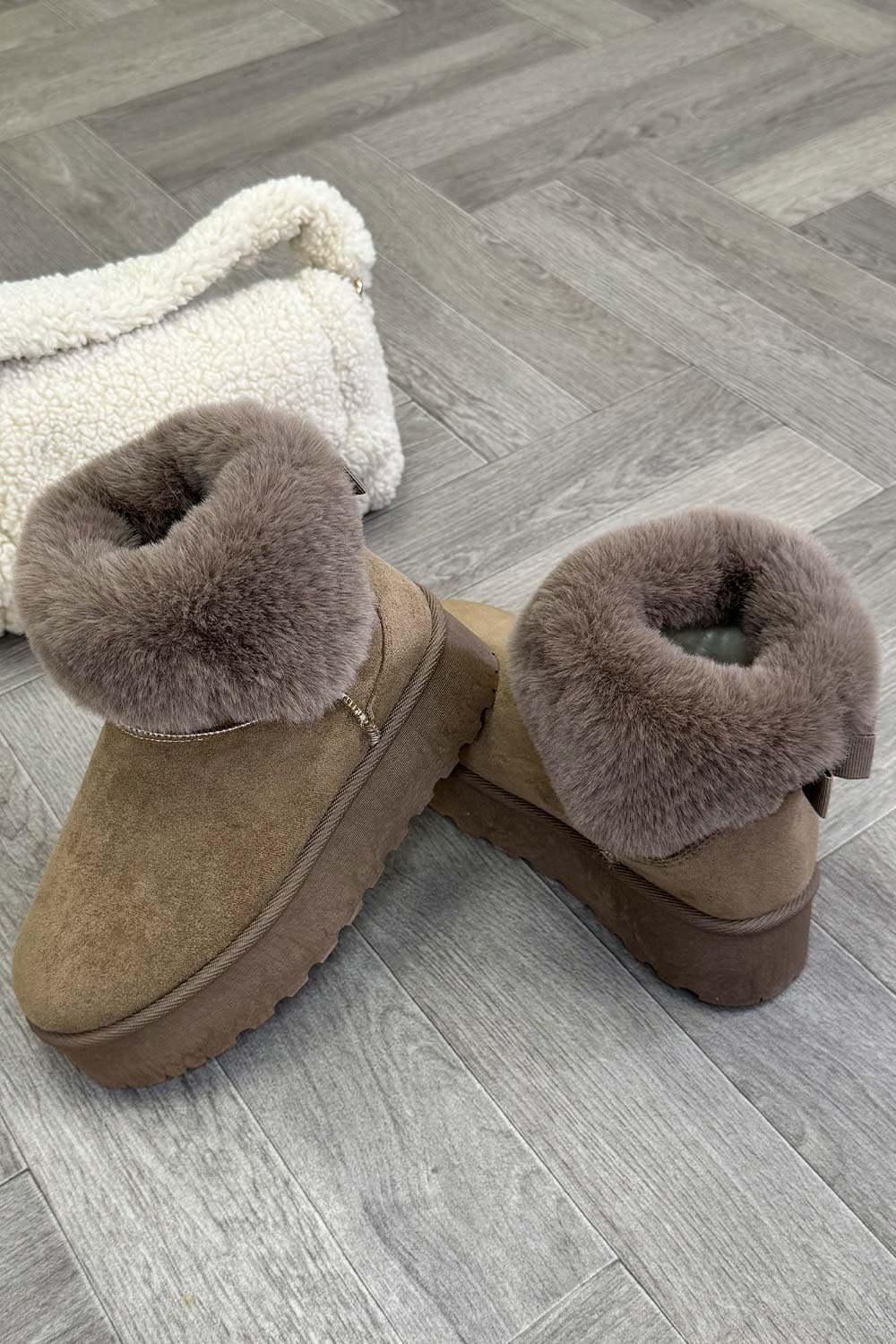 fur trim platform uggs womens