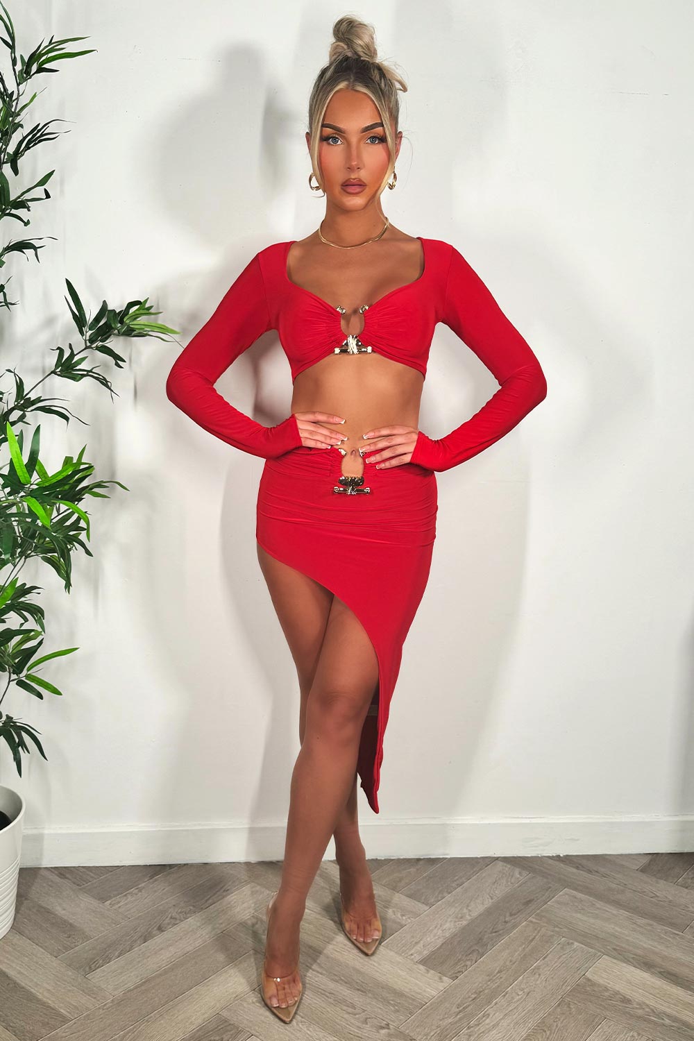 gold buckle long sleeve crop top and maxi skirt co ord set going out summer holiday outfit