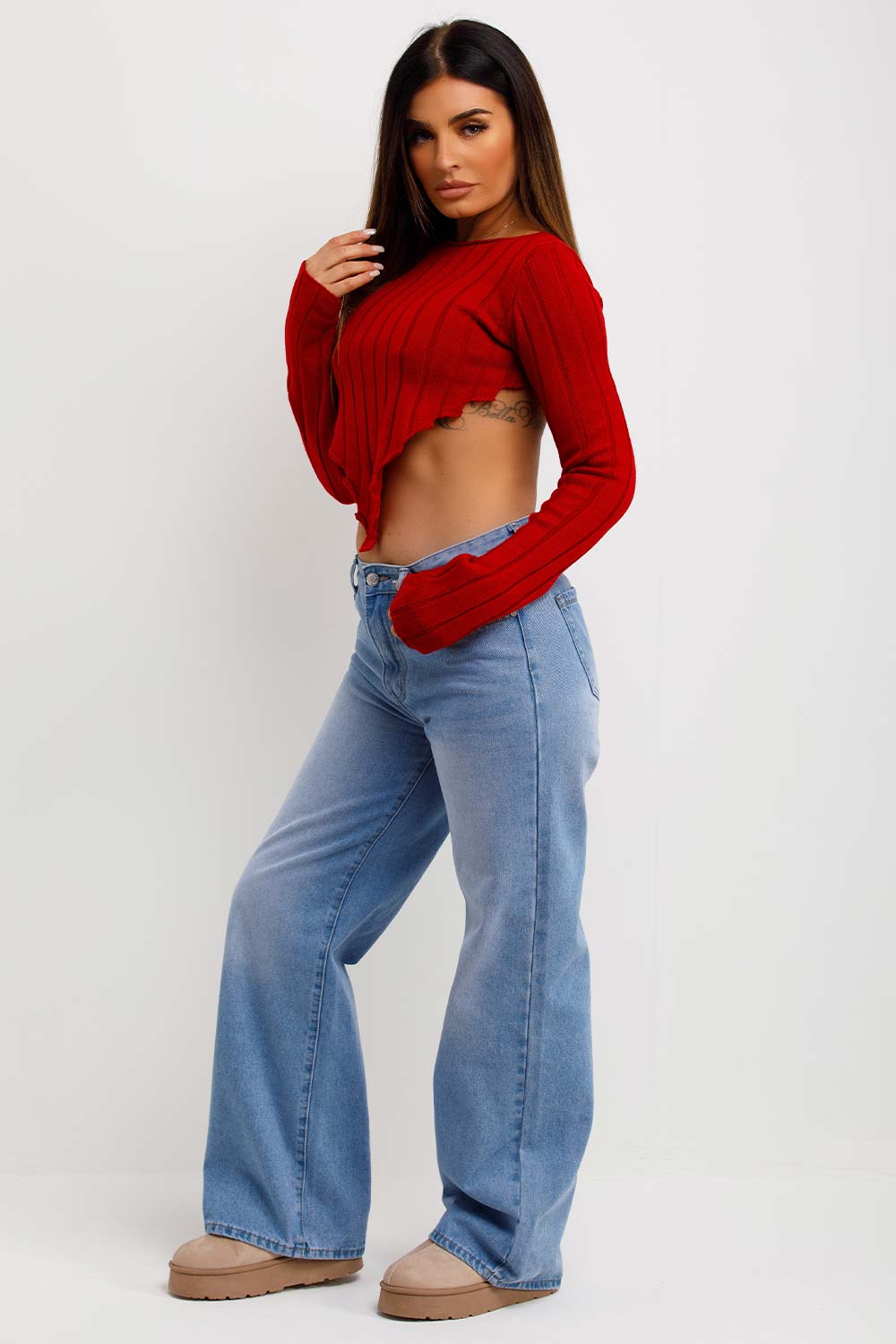 dip hem crop knitted jumper with long sleeves red