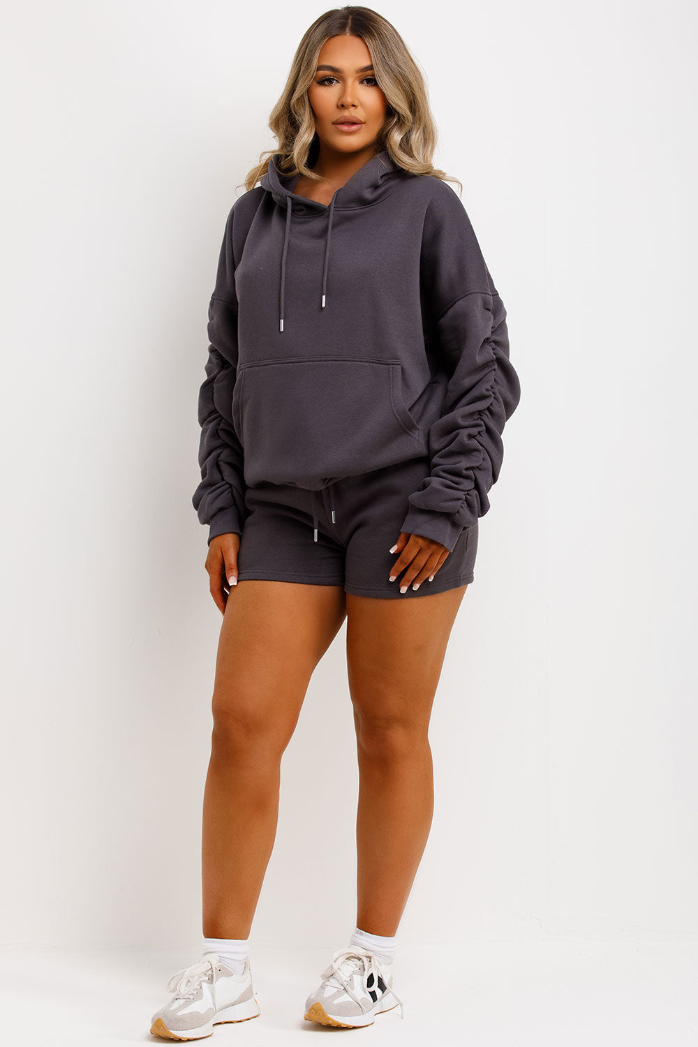 womens short tracksuit holiday airport outfit uk