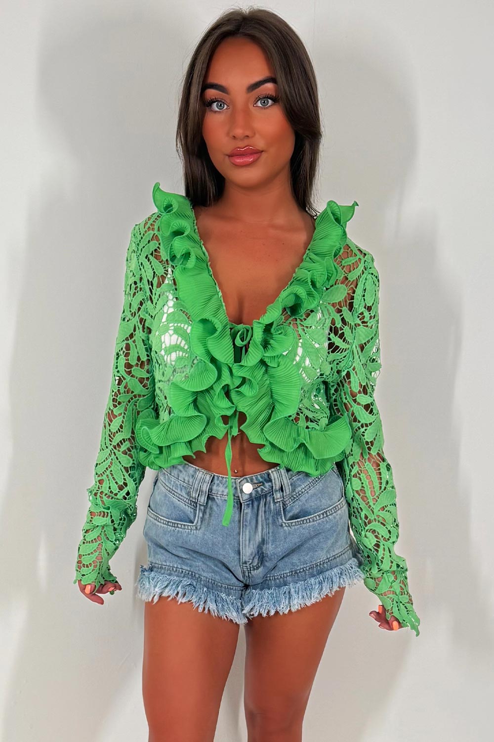 frill ruffle hem cardigan top summer holiday outfit