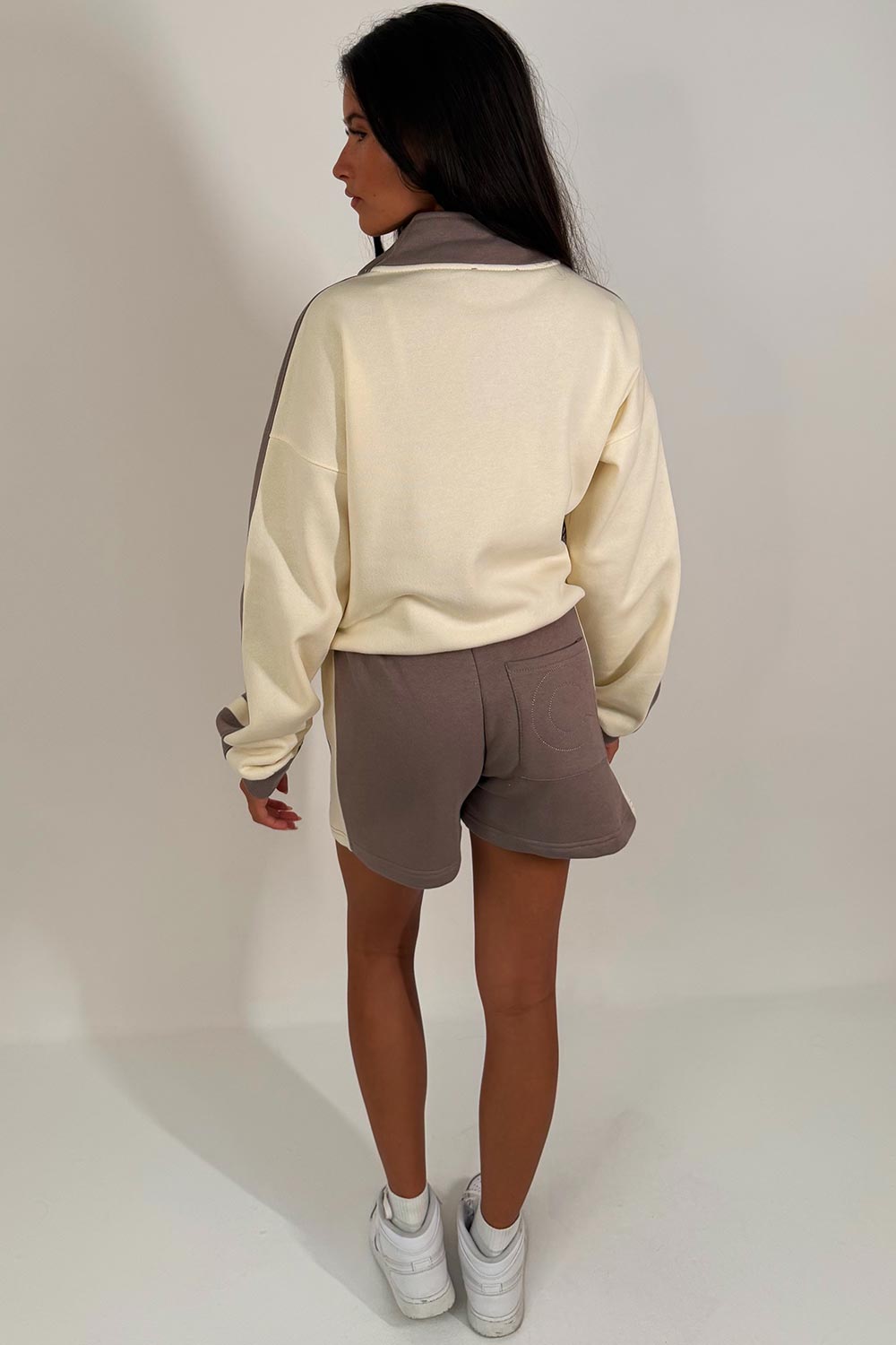 zara womens shorts tracksuit airport outfit uk
