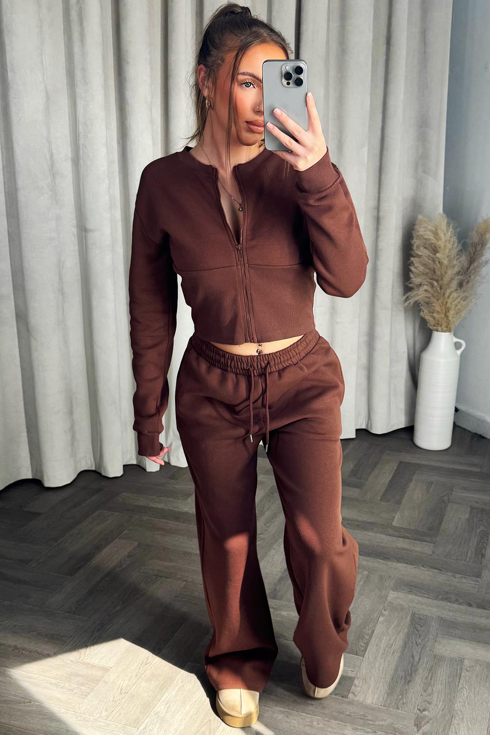 womens airport outfit travelling clothes styledup