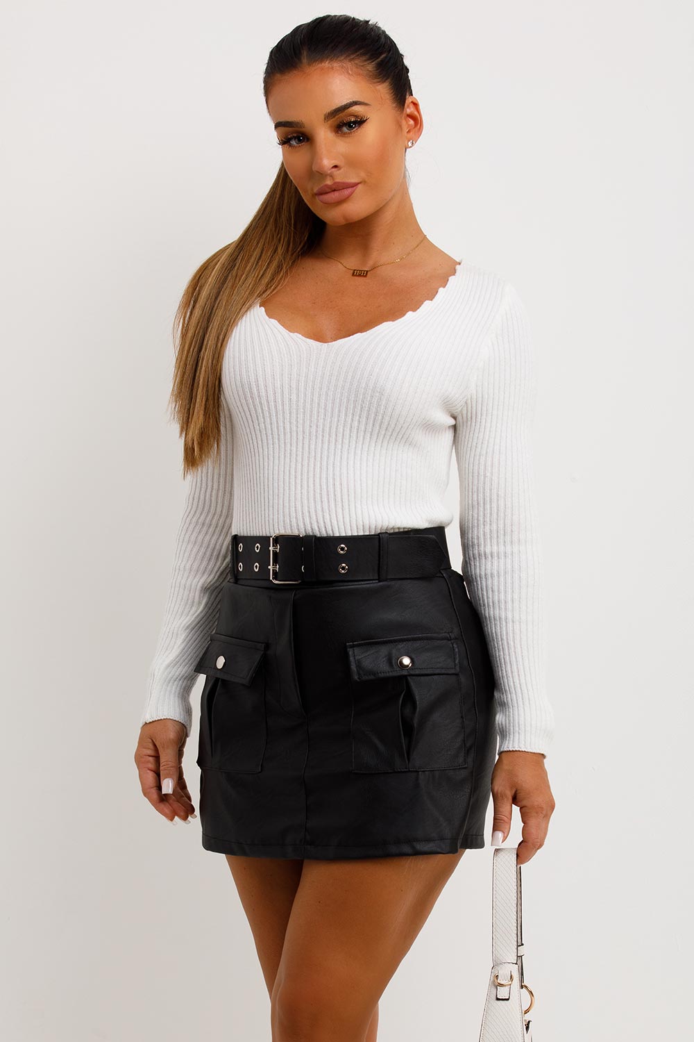 long sleeve ribbed top with v neckline