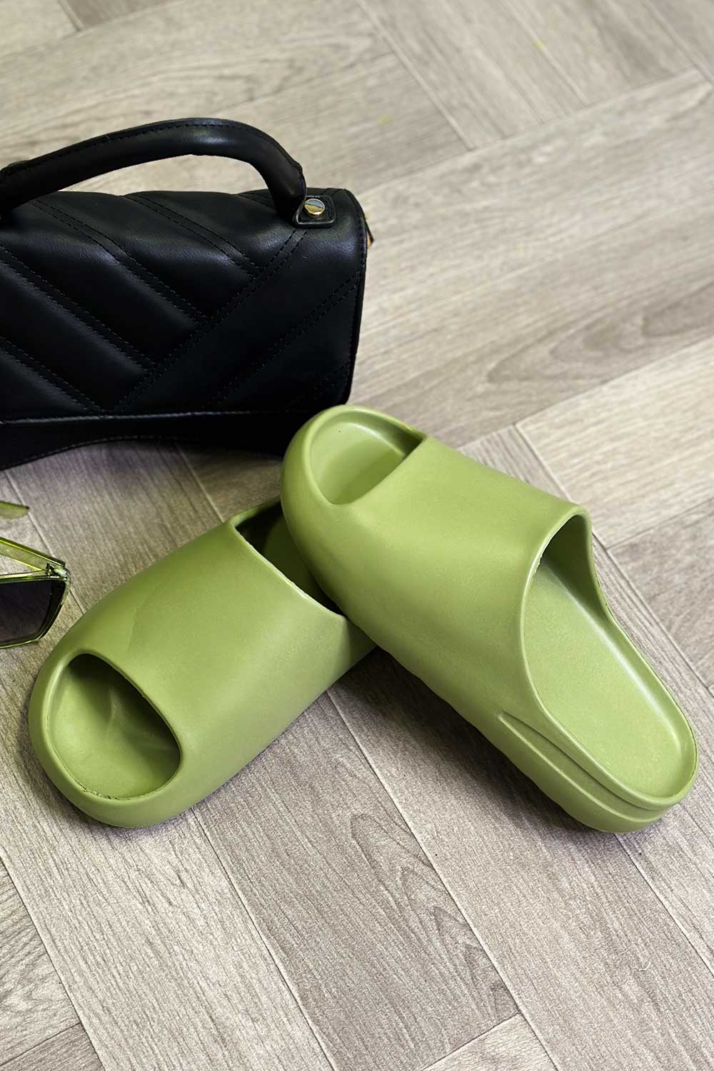 womens chunky rubber slider sandals yeezy