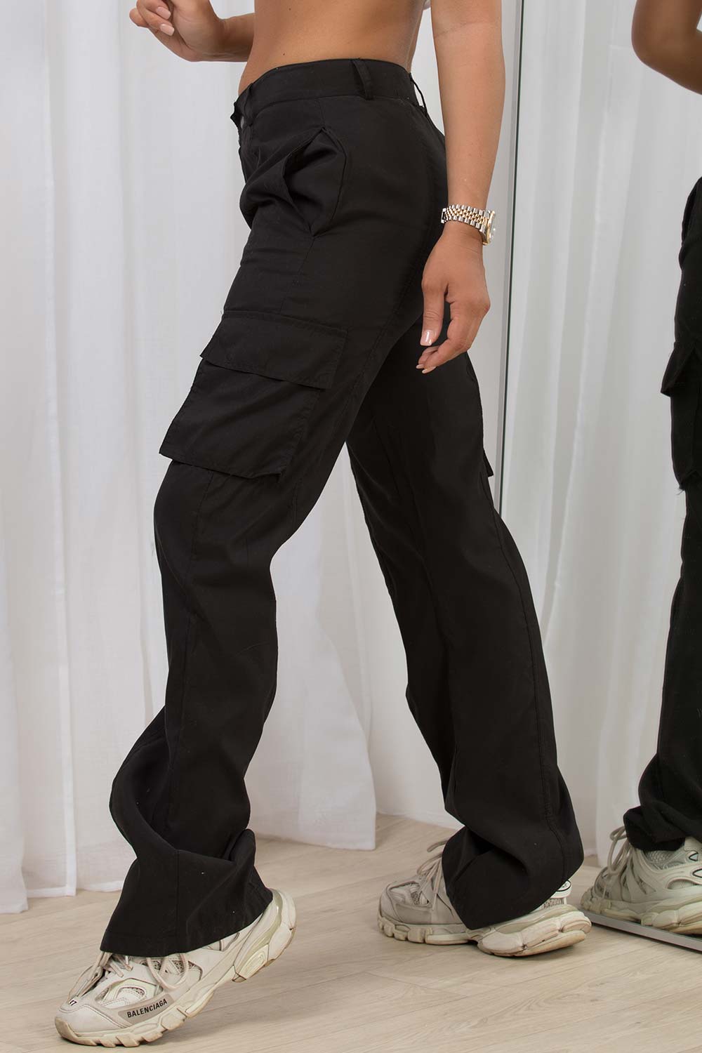 womens wide leg cargo trousers black