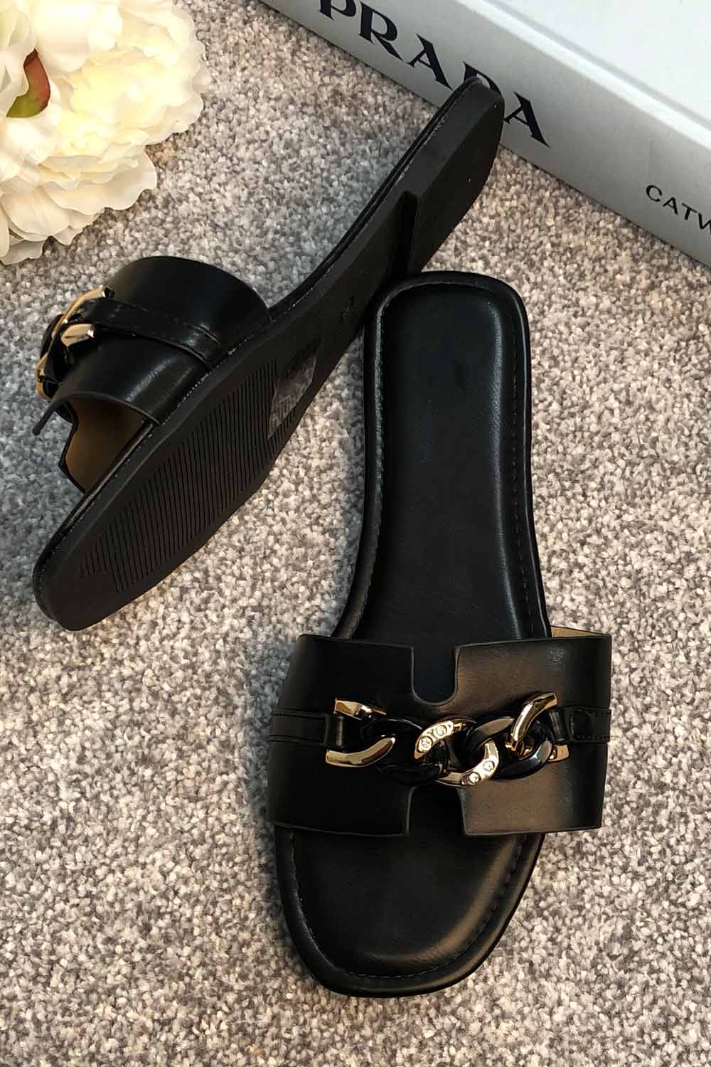 chunky chain slip on sliders sandals black