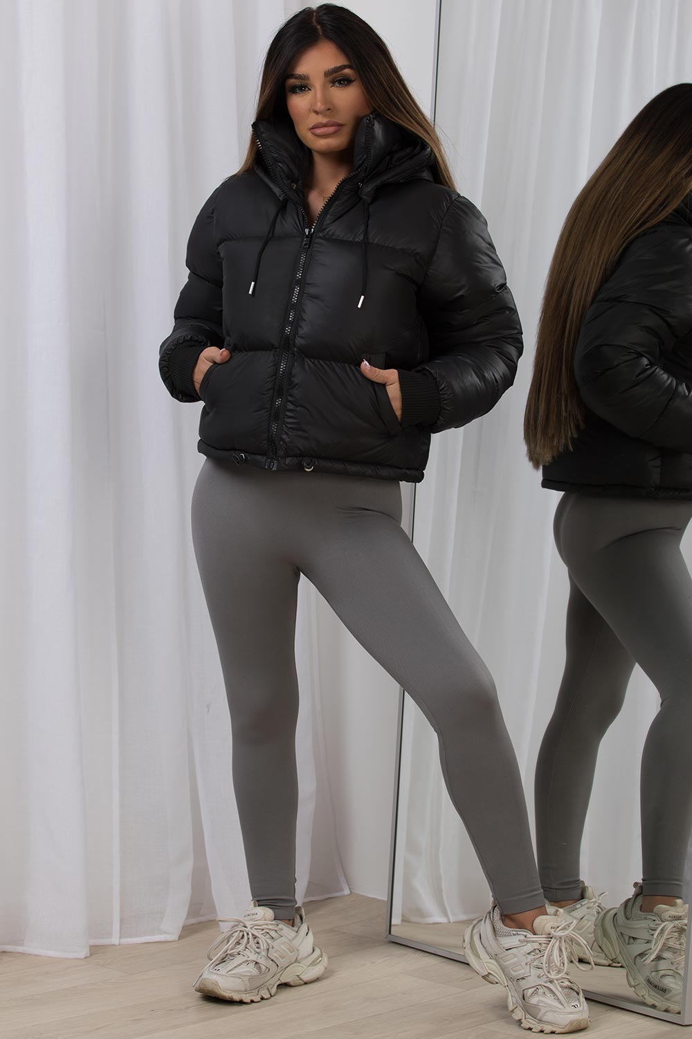 womens cropped puffer jacket black