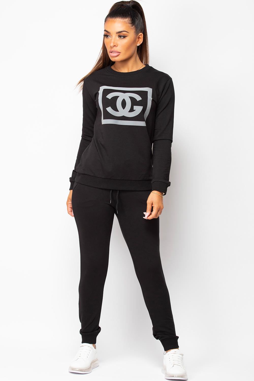 black reflective cg slogan lounge set