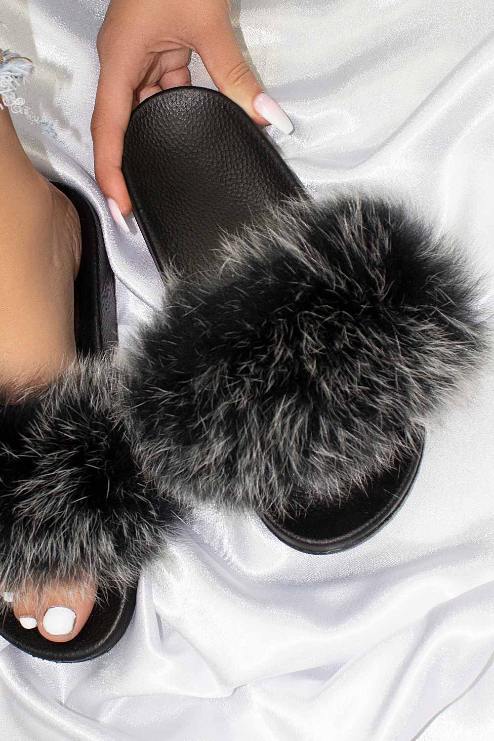 real fox fur sliders