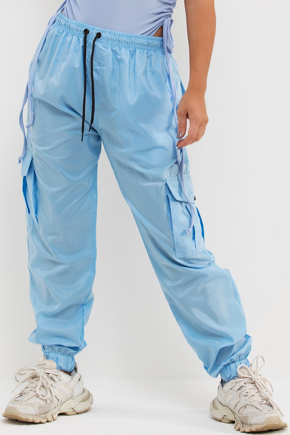 cuff bottom cargo trousers womens