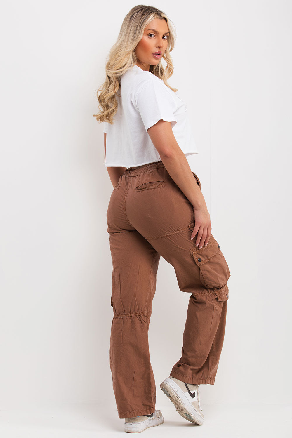 white crop t shirt with nyc diamante