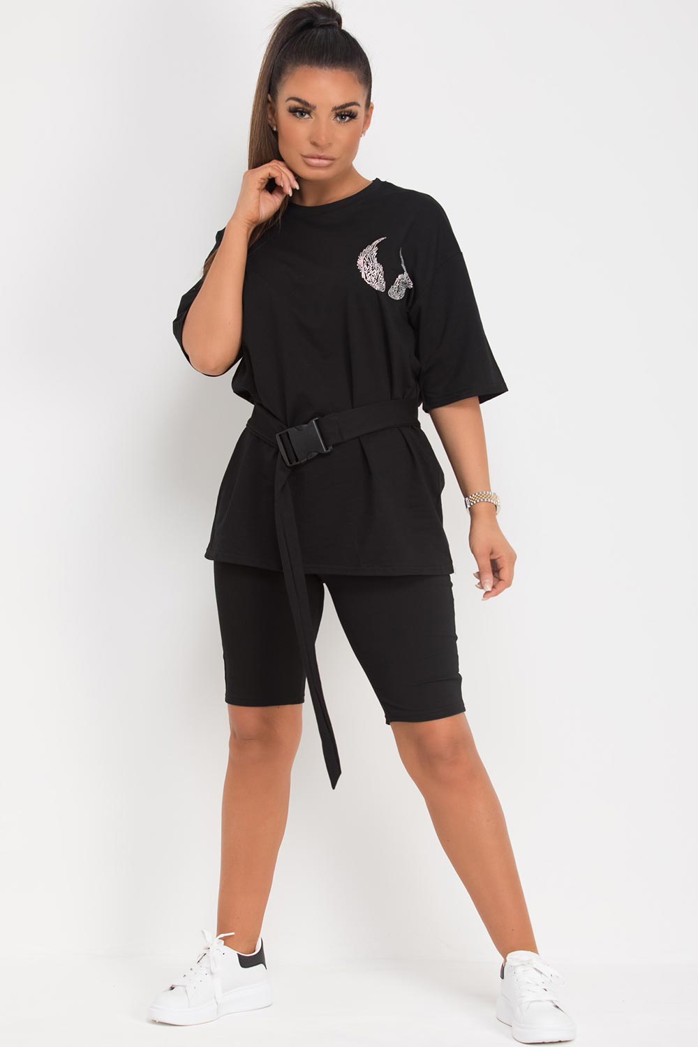 utility belt t shirt cycling shorts set