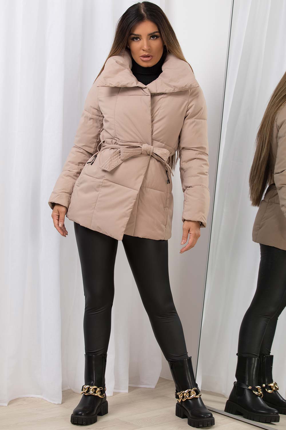 puffer padded jacket with belt
