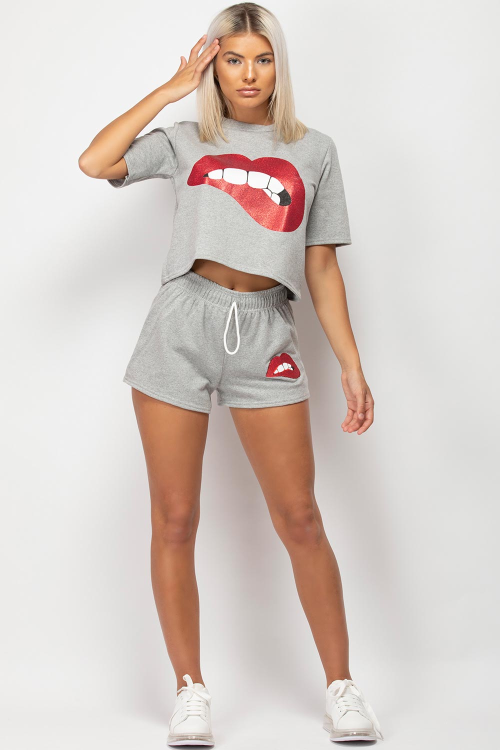 shorts and crop top set with sequin lips