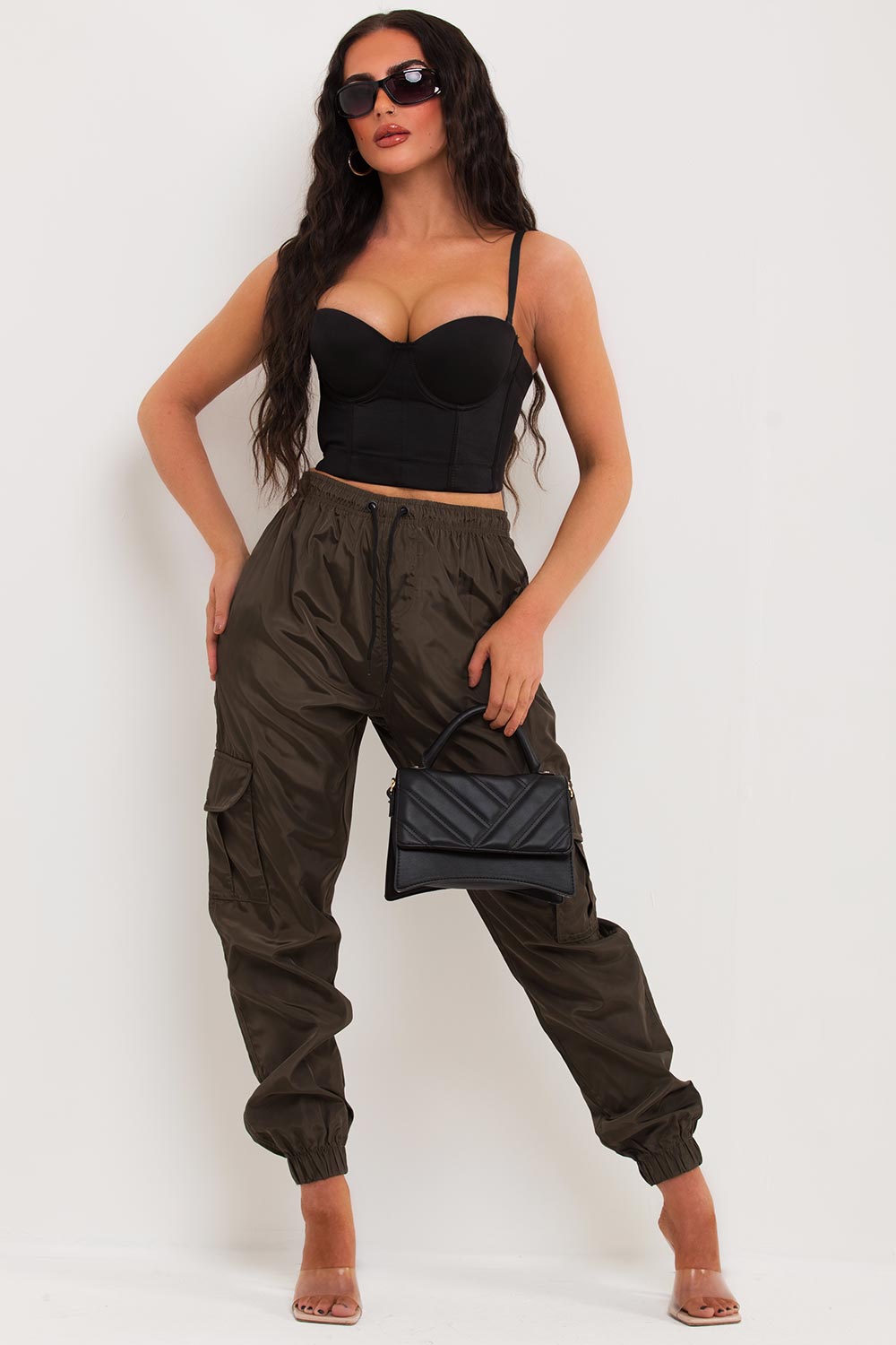 cargo trousers with cuffed bottoms and side pockets