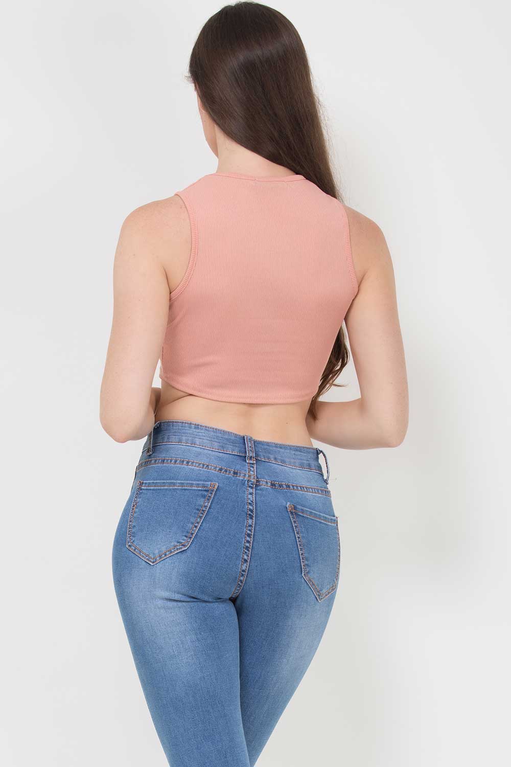 pink ribbed crop top with los angeles slogan