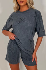 womens summer holiday airport outfit uk styledup