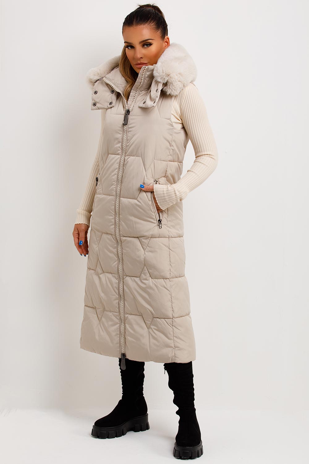 womens quilted faux fur hooded gilet beige